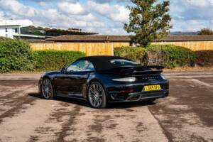 Immagine 7/50 di Porsche 911 Turbo (2015)