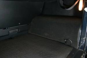 Imagen 44/50 de Mercedes-Benz G 500 (SWB) (2006)