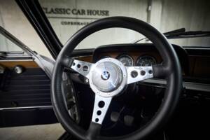 Image 67/100 of BMW 3.0 CSi (1973)