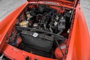 Bild 39/50 von MG MGB GT (1975)