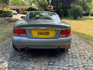 Image 13/40 of Aston Martin V12 Vanquish (2002)