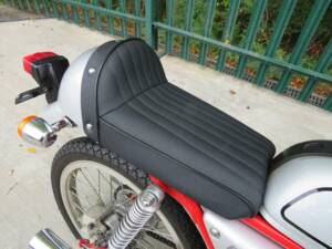 Bild 18/44 von Honda Dream 50 (1997)