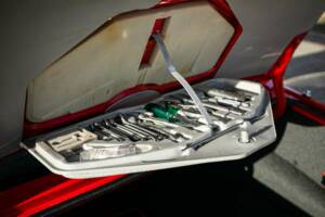 Image 32/50 of BMW 635 CSi (1989)