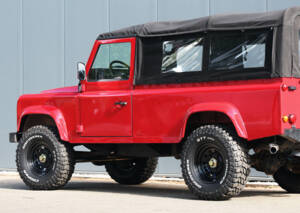 Image 23/38 of Land Rover 110 (1989)