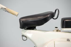 Image 29/50 of Piaggio Vespa 125 Super (1966)