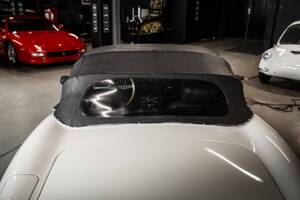 Image 52/53 de Jaguar E-Type (1970)