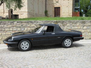 Bild 3/21 von Alfa Romeo 2.0 Spider QV (1988)