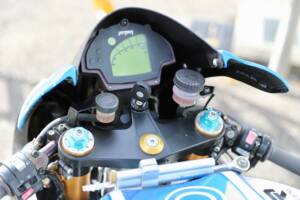 Image 22/69 of Petronas FP1 (2003)