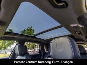 Bild 48/50 von Porsche Cayenne GTS (2026)