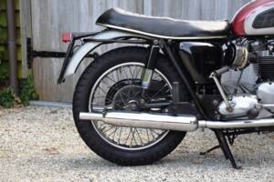 Image 23/38 of Triumph DUMMY (1968)