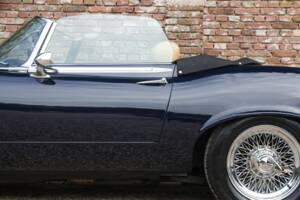 Obraz 8/50 pojazdu Jaguar E-Type V12 (1973)