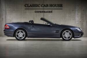 Image 13/99 de Mercedes-Benz SL 550 (2007)
