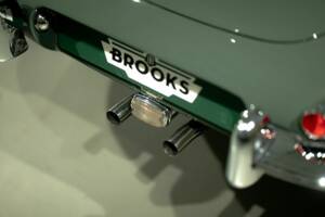 Image 21/50 de Jaguar Type E 4.2 (1966)