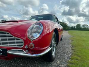 Bild 31/100 von Aston Martin DB 6 Vantage (1965)