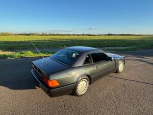 Image 21/49 de Mercedes-Benz 500 SL (1990)