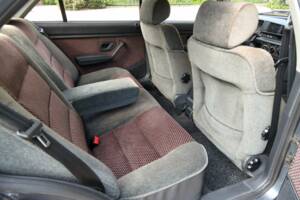Bild 25/50 von Peugeot 405 Mi16 (1990)