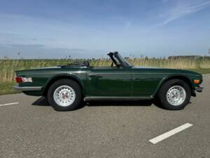 Immagine 3/8 di Triumph TR 6 (1976)