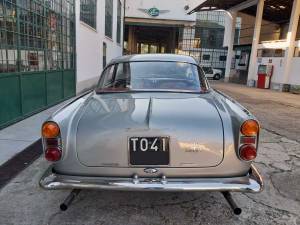 Image 10/30 of Maserati 3500 GTI Touring (1961)