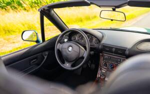 Bild 17/36 von BMW Z3 Roadster 1,8 (1998)