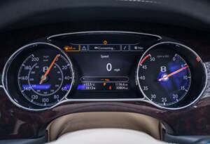Bild 14/28 von Bentley Mulsanne Speed (2016)