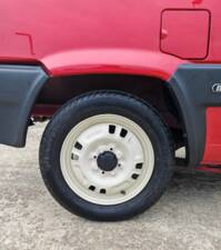 Immagine 19/30 di FIAT Panda "Young" (2002)