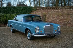 Bild 36/50 von Mercedes-Benz 250 SE (1967)