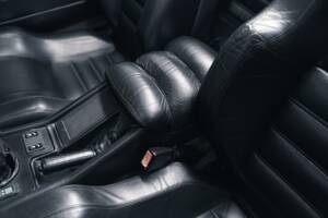 Image 33/42 of Maserati Shamal (1991)