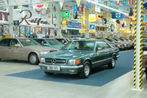 Bild 11/50 von Mercedes-Benz 380 SEC (1983)