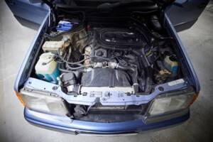 Image 93/100 of Mercedes-Benz 230 TE (1990)