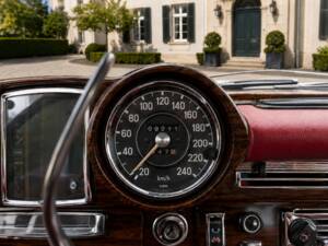Bild 19/19 von Mercedes-Benz 280 SE 3,5 (1970)
