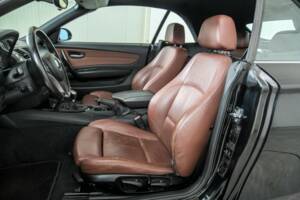 Immagine 11/19 di BMW 120i (2008)