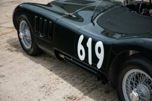 Image 27/35 de Jaguar XK 120 C (C-Type) (2016)