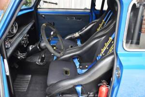 Image 22/32 of Mini 1275 GT (1977)