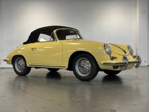 Image 22/101 of Porsche 356 B 1600 (1963)