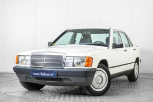 Image 3/50 de Mercedes-Benz 190 D (1985)
