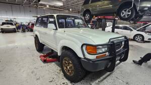 Image 6/48 de Toyota Land Cruiser FJ80 (1992)