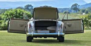 Immagine 28/50 di Bentley S 1 Continental DHC (1958)