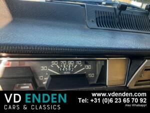 Image 21/35 of Renault R 6 TL (1974)