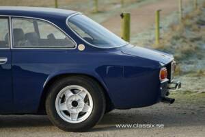 Bild 6/21 von Alfa Romeo 1750 GT Veloce (1972)
