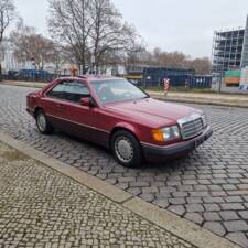 Immagine 11/162 di Mercedes-Benz 230 CE (1989)
