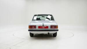 Image 8/15 of BMW 520/6 (1980)