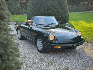 Image 79/100 de Alfa Romeo 2.0 Spider (1993)
