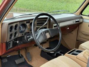 Bild 8/15 von Chevrolet Suburban (1986)