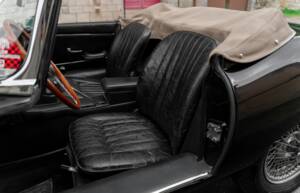 Imagen 33/50 de Jaguar E-Type 4.2 (1967)