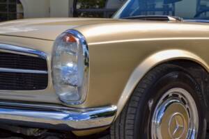 Image 43/56 de Mercedes-Benz 280 SL (1970)