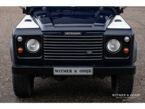 Bild 21/27 von Land Rover Defender 90 (1998)
