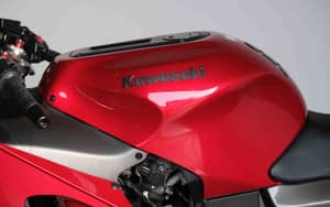 Image 88/91 of Kawasaki Ninja 1200 ZX-12R (2000)