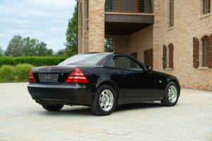 Afbeelding 10/50 van Mercedes-Benz SLK 200 (1998)