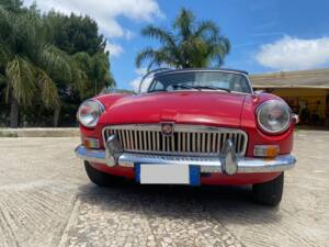 Immagine 3/66 di MG MGB (1977)