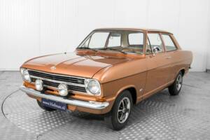 Imagen 18/50 de Opel Kadett 1,2 S (1972)